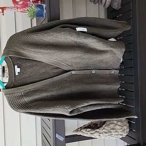 NEW Amazon Essentals soft touch olive cardigan NEW